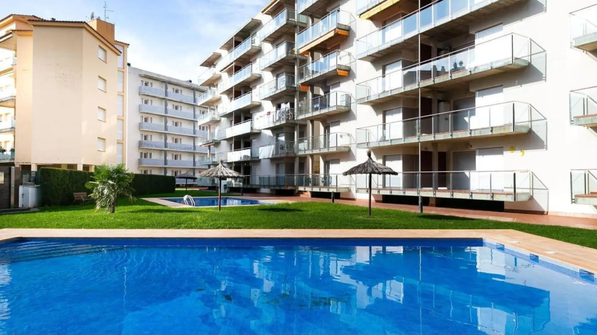 Pretty Apartment With Balcony Roses Spain